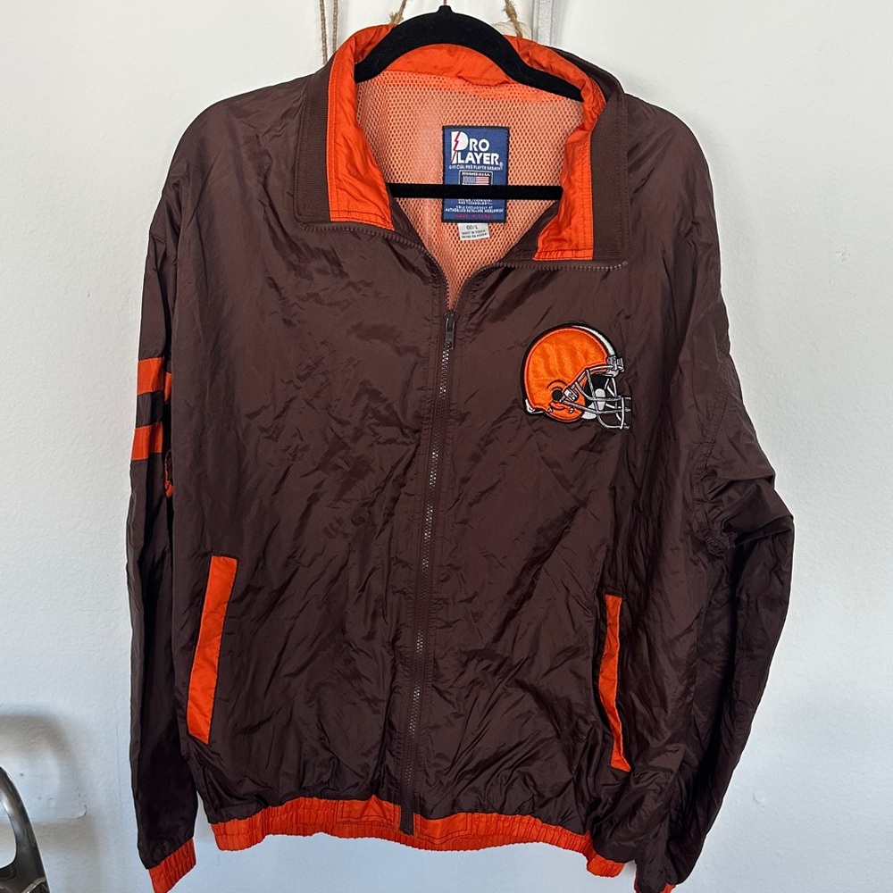 Pro Player Cleveland Browns Windbreaker